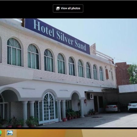 Hotel Silver Sand Мултан Экстерьер фото
